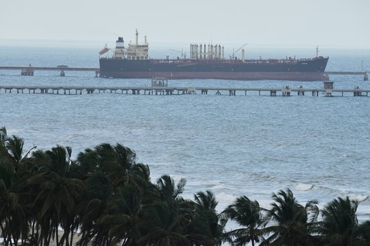 Thị trường dầu mỏ ra sao khi Mỹ bắt Tổng thống Venezuela?