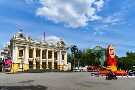 Hà Nội thu ngân sách hơn 700.000 tỷ đồng năm 2025