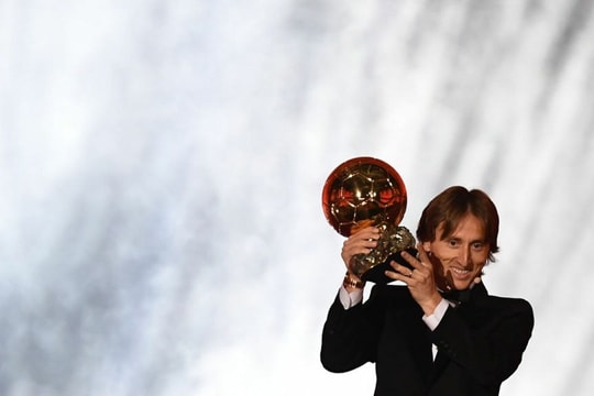 Luka Modric: 'Trong đời, chưa một giây tôi nghĩ mình hơn người'