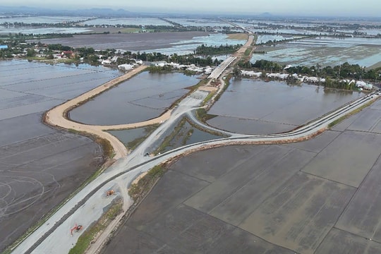 Cao tốc Châu Đốc - Cần Thơ - Sóc Trăng thành hình