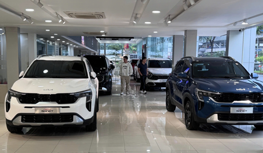 Năm 2025, thị trường ô tô nhiều biến động