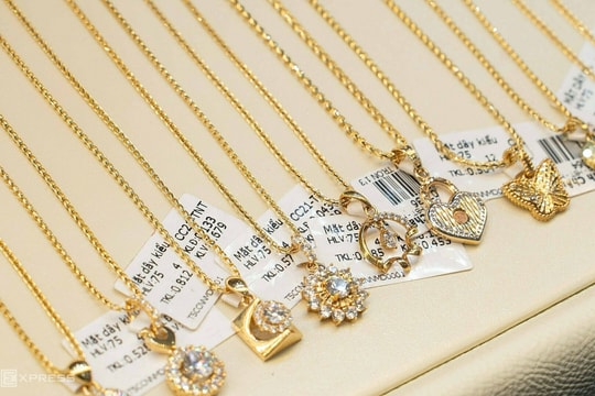 Mỗi lượng vàng đảo chiều tăng 3,5 triệu đồng