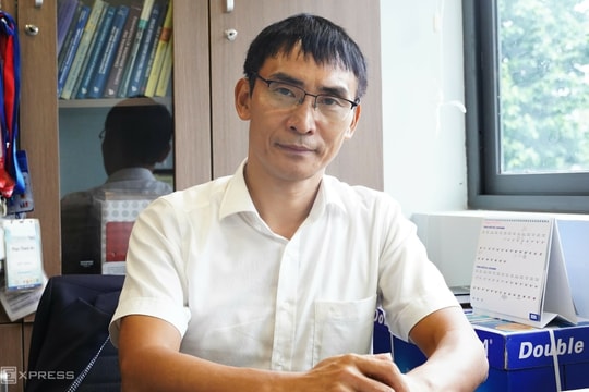 Giáo sư Toán học chuyển hướng ở tuổi 50