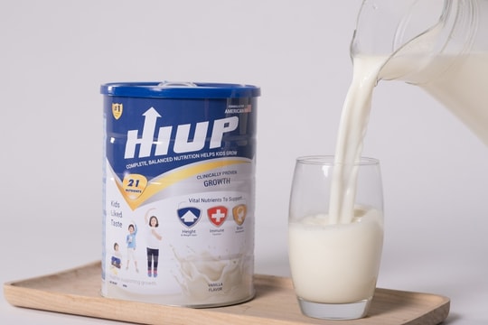 'Trùm' sữa giả HiUP ra tòa trong phi vụ thu lợi 2.400 tỷ đồng