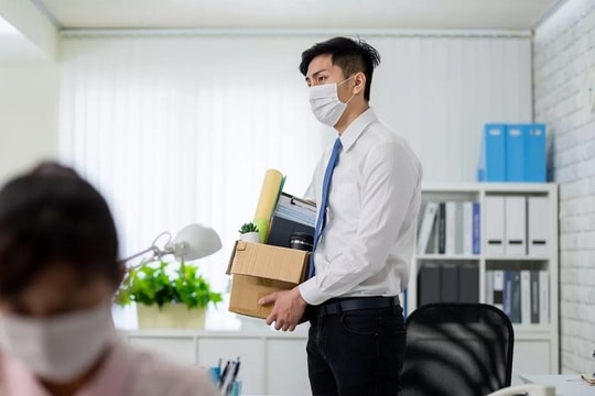 Tôi nghèo vì hai năm nhảy việc 10 lần