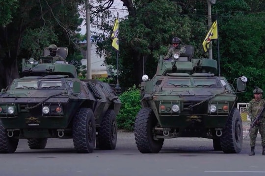 Colombia triển khai quân đội đến biên giới giáp Venezuela