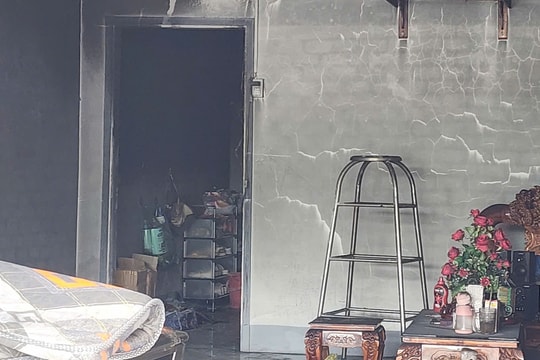 Hai bé gái tử vong trong nhà cháy