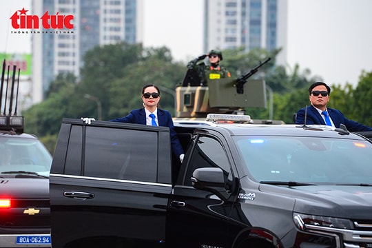 Lực lượng công an diễn tập phương án bảo vệ Đại hội XIV của Đảng tại Hà Nội