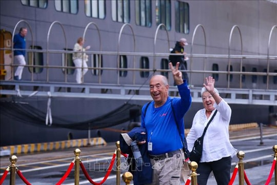 Năm 2025, khách quốc tế đến Việt Nam lập kỷ lục mới, tăng hơn 20%