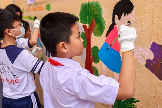 Thực hiện Chương trình hiện đại hóa giáo dục trị giá 580.000 tỷ đồng