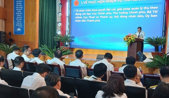 TPHCM tạm hoãn xuất cảnh hơn 32.800 trường hợp do nợ thuế