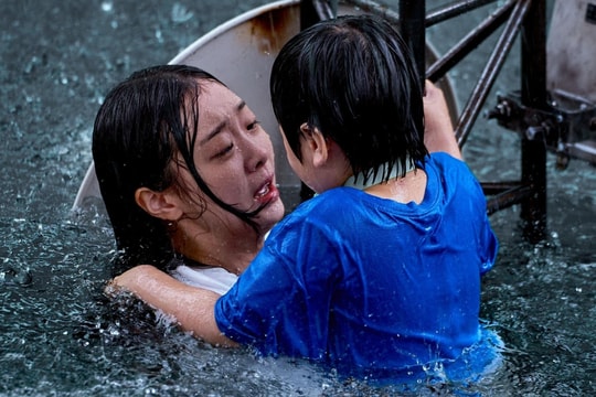 Bộ phim khiến dư luận Hàn Quốc dậy sóng