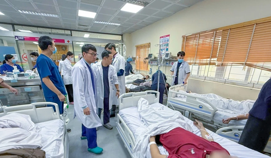 Cháy nhà 3 tầng ở Hà Nội: Toàn viện kích hoạt báo động đỏ cứu nạn