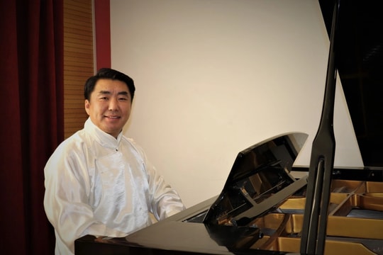 Với Đảng vẹn toàn niềm tin yêu: Xúc động ca khúc về Việt Nam của nhạc sĩ Mông Cổ