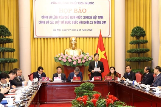 Hoàn thiện thiết chế tư pháp, hỗ trợ phục hồi doanh nghiệp