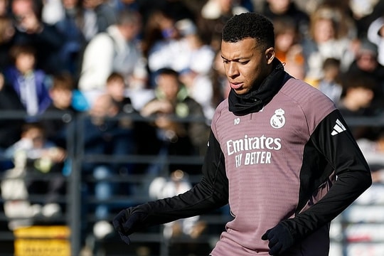 Mbappe nguy cơ lỡ Siêu Cup Tây Ban Nha