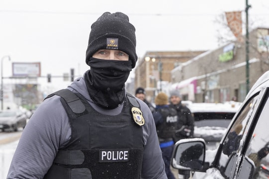 Mỹ mở chiến dịch truy quét trục xuất 'lớn nhất lịch sử'