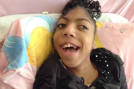 Kiện nhân viên cấp cứu vì bỏ người vẫn còn thở vào túi đựng xác