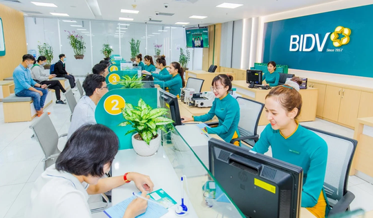 Ngân hàng có quy mô lớn nhất Việt Nam báo lãi trước thuế 36.000 tỉ đồng