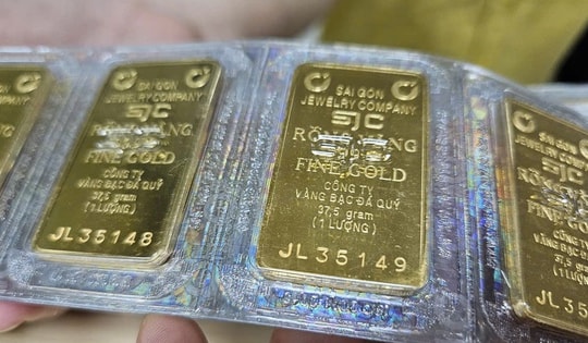 Đánh thuế giao dịch vàng miếng có ảnh hưởng tới giá vàng?