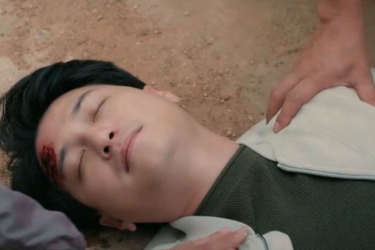 Cách em 1 milimet tập 37: Bách gặp tai nạn sau khi chia tay Duyên