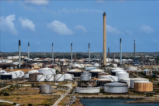 Bốn thành viên OPEC+ có kế hoạch giảm bù sản lượng đến tháng 6/2026