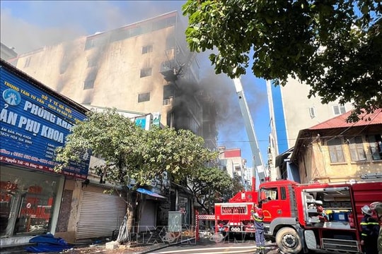 Cháy lớn tại phường Hà Đông, Hà Nội