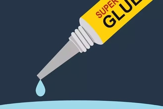 Cách gỡ keo siêu dính trên da an toàn