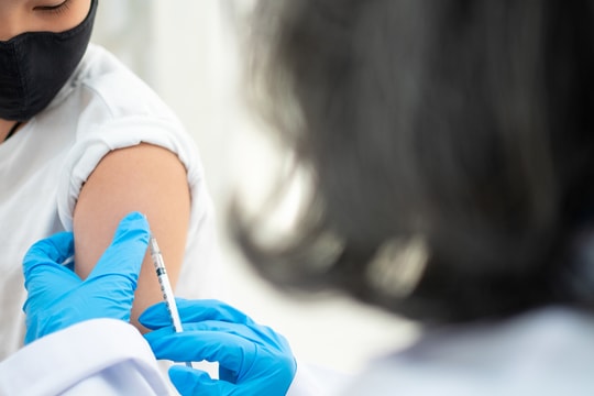 Lý do trẻ em cần tiêm nhiều vaccine