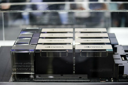 Công ty Trung Quốc có thể phải tạm dừng mua chip của Nvidia