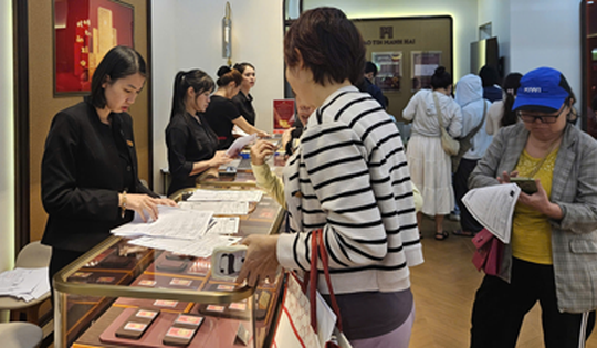 Thị trường vàng TP HCM đón làn gió mới