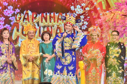 Táo Quân và những bản nhạc chế khiến khán giả 'cười ra nước mắt'