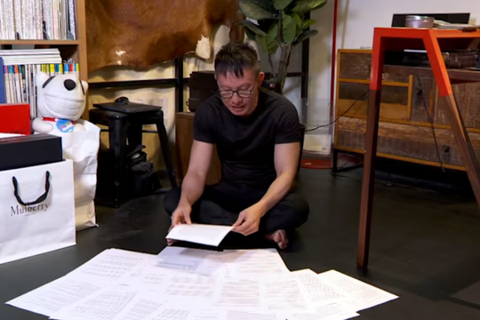 Người đàn ông Singapore viết thư cho tù nhân mỗi ngày để họ 'bớt cô đơn'