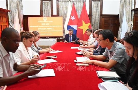 Các nhà báo Cuba đánh giá cao những thành tựu phát triển của Việt Nam