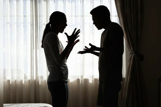 Mạch máu bị 'xé toạc' 40 cm sau khi cãi nhau với vợ