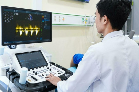 Ho dai dẳng tưởng viêm phổi hóa bệnh tim