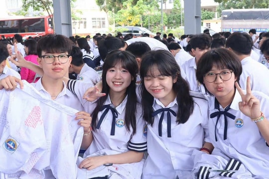 Tỉnh đầu tiên dự kiến bài thi lớp 10 với tổ hợp 6 môn