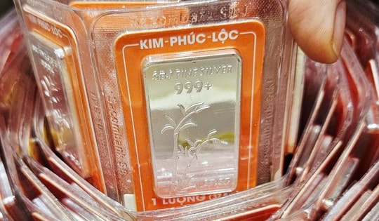 Giá bạc hôm nay 9-1: Tiếp tục giảm mạnh