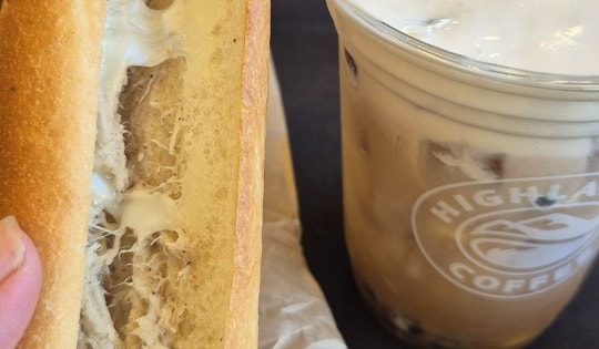 Highlands Coffee phản ứng chậm khi bị réo tên trong vụ "đồ hộp Hạ Long"