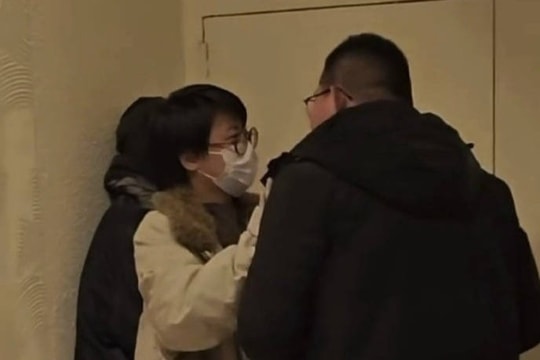 Nữ diễn viên Văn Kỳ bị quấy rối, lăng mạ