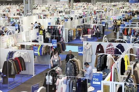 Chuyển động thương mại toàn cầu 2026 - Bài 1: Thuế quan Mỹ và những xu hướng mới