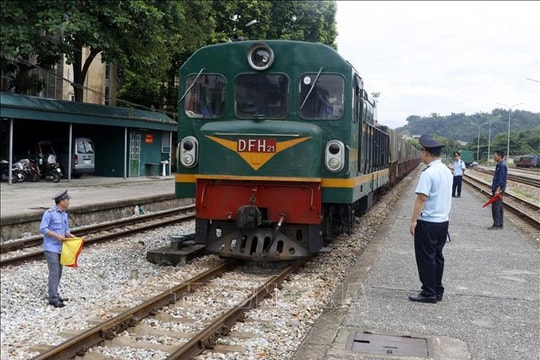 Các tiêu chí lựa chọn nhà cung cấp dịch vụ, hàng hóa công nghiệp đường sắt