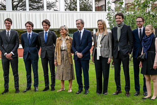 Phương pháp luyện người thừa kế của ông chủ Louis Vuitton