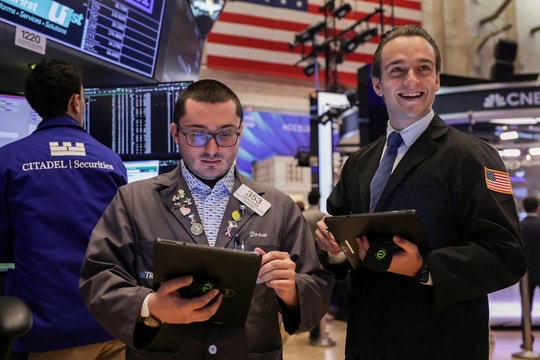 Tài sản các hộ gia đình Mỹ cao kỷ lục