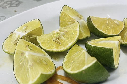 Suy kiệt sau 6 tháng uống chanh muối, nhịn ăn trị ung thư