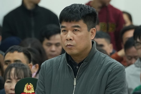 Hậu 'Pháo' bị tuyên thêm 11 năm tù trong vụ bán 63 ha đất quốc phòng ở Nha Trang