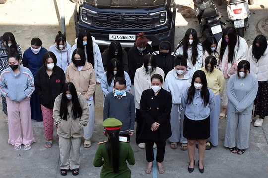 Hai tụ điểm mại dâm trá hình tại khách sạn Mường Thanh và Samdi bị phát hiện