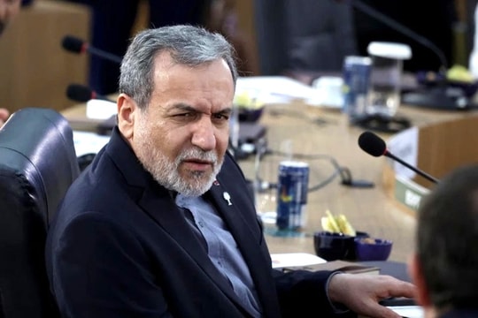 Iran cảnh báo Mỹ và Israel về hậu quả tiếp tay cho phần tử bạo loạn