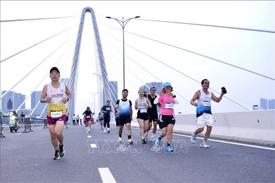 Gần 11.000 vận động viên tham gia Giải Marathon Thành phố Hồ Chí Minh lần thứ 13