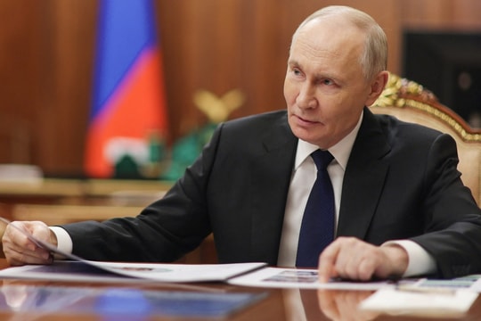 Thông điệp của Nga khi phóng tên lửa Oreshnik vào Ukraine